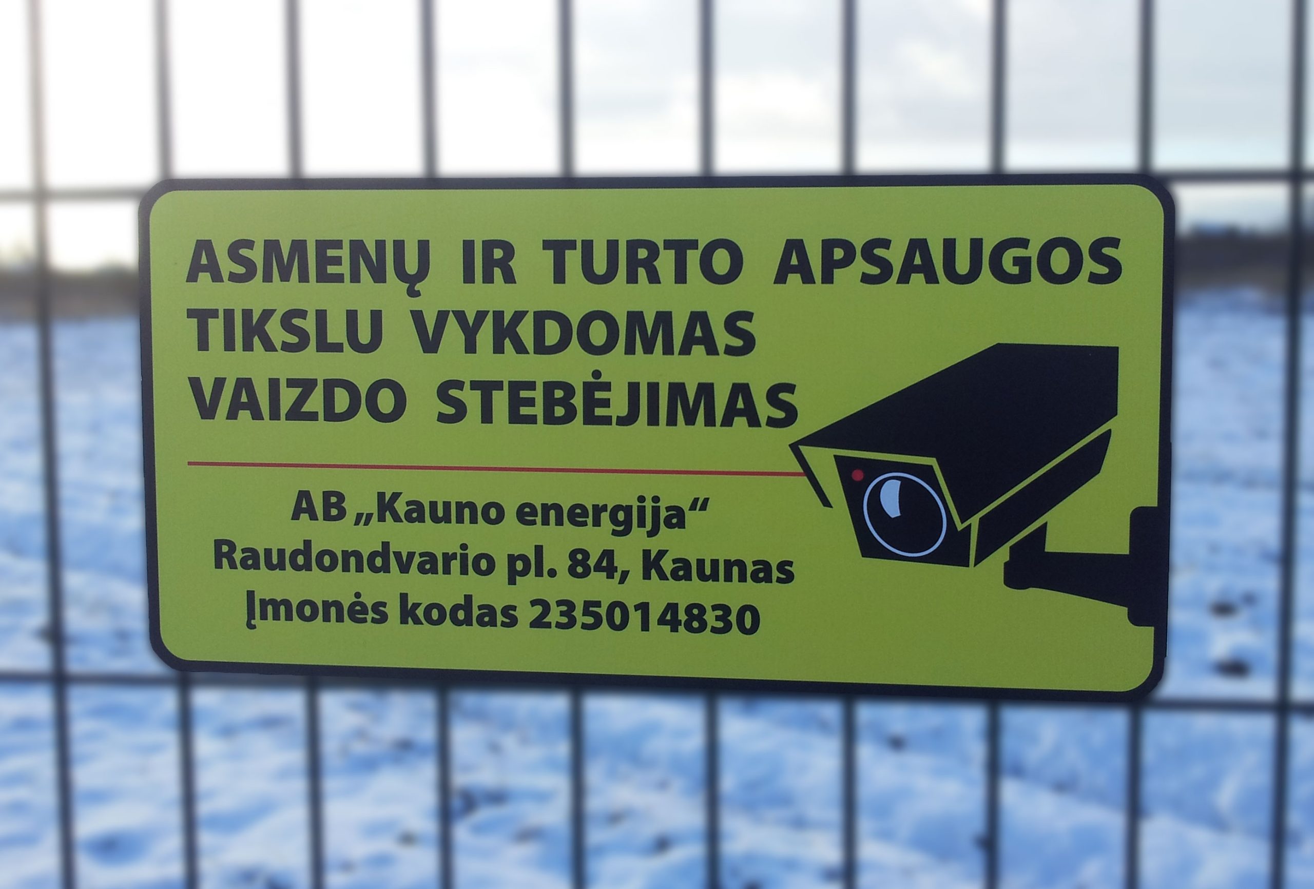 Informacinė lentelė „Vykdomas vaizdo stebėjimas“ 400x200mm, aliuminio kompozitas