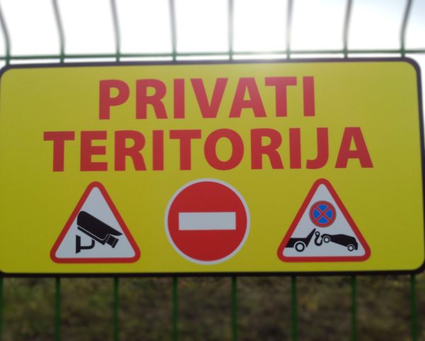 Informacinė lentelė „privati teritorija“, 40x20 cm, aliuminio kompozitas